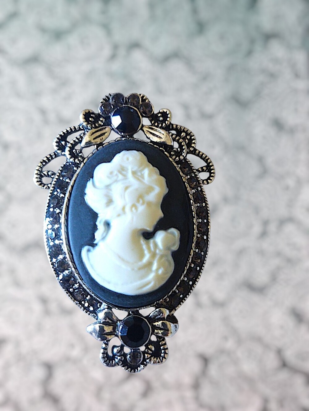 Vintage-Inspired Black Cameo Brooch